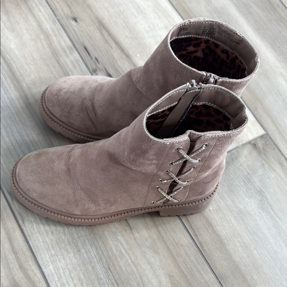 Steve Madden Kids Tan Boots with Gold Accents
